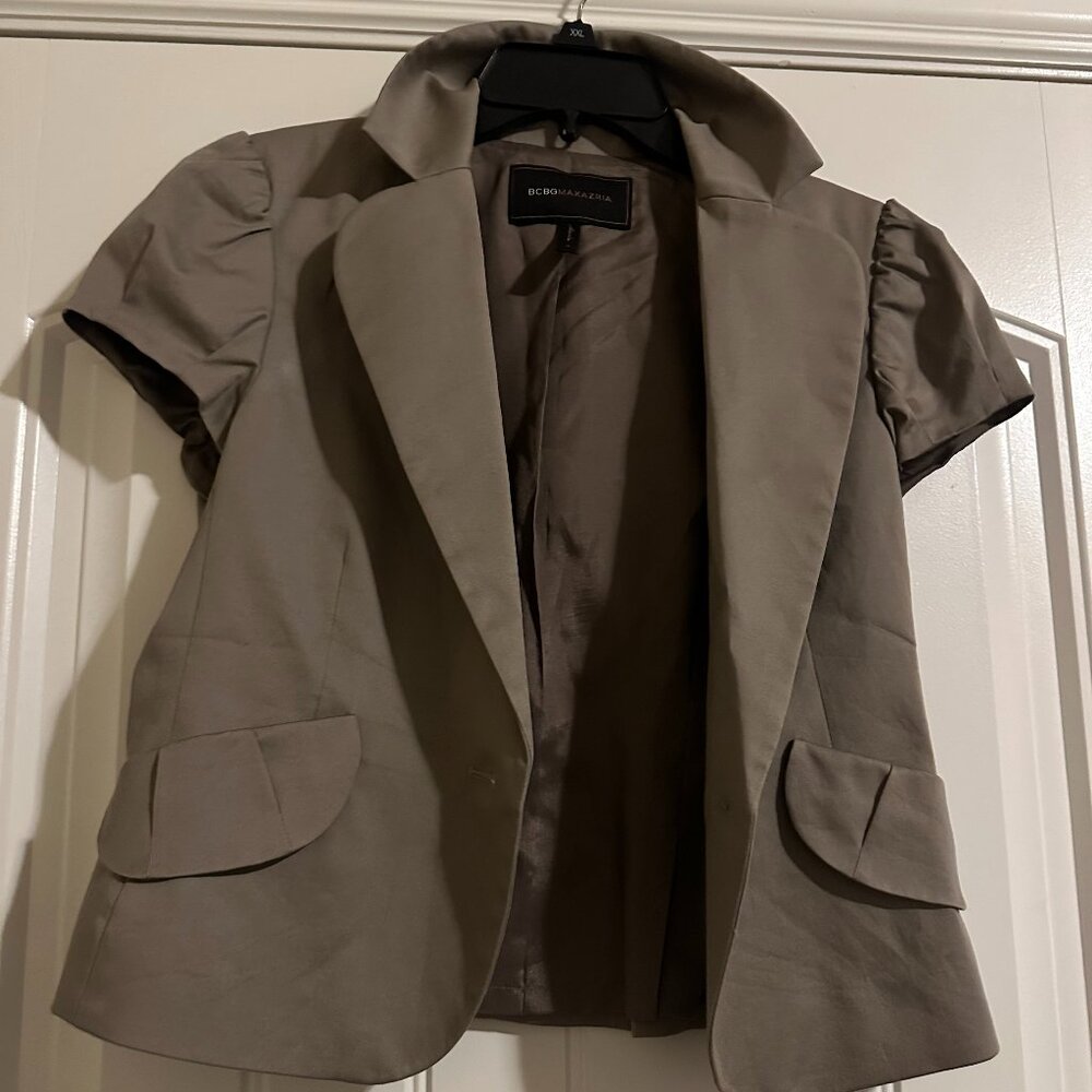 BCBGMAXAZRIA Short Sleeve Blazer | Taupe | Size Small